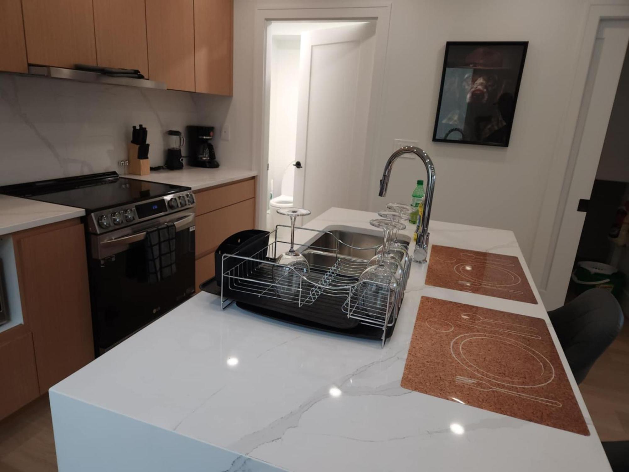 Signature Luxe Top-Floor Townhouse 2Br, 3Ba With Stunning Views Vancouver Exterior photo